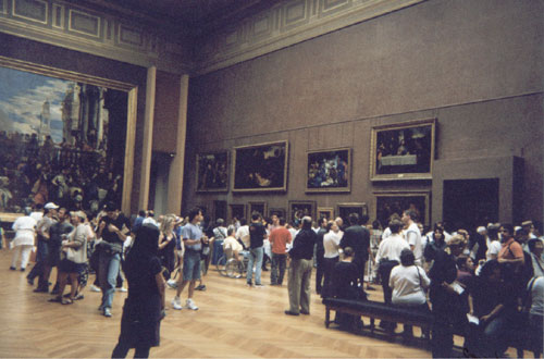 [Believe it or Not, but that's the Mona Lisa behind the glass on the right!]